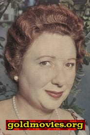 Dolores Palumbo come La suocera di Nino