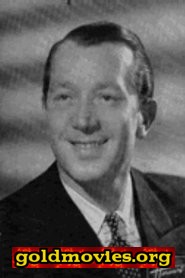 Robert Burnier come General at Evelyn's Party (Uncredited)