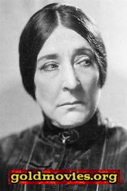 Emily Fitzroy come Mrs. Higgins (uncredited)