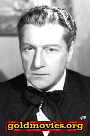 Sacha Guitry come Man Leaving Hotel in France (uncredited)