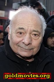 Burt Young come Pig Pen