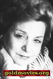 Anna Maria Torniai come Maria Carraro, moglie del commendatore