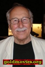 Pino Ferrara come Ragionier Fonelli