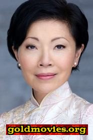 Elizabeth Sung come Interpreter