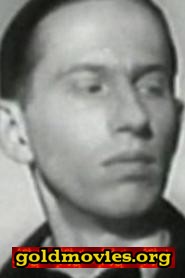 Stuart Latham come Telephone Operator