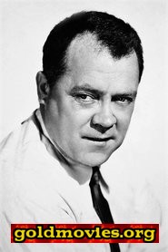 Mickey Shaughnessy come Maxie Stultz