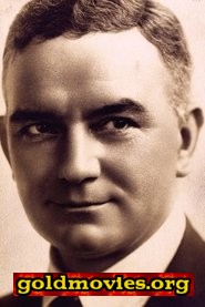 Clifford Brooke come Lanningtons' Butler (uncredited)