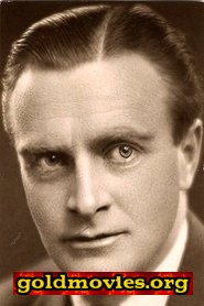 Maurice Colbourne come Missiles Director