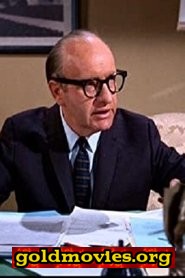 S. John Launer come Vancouver Switchboard Operator (uncredited)