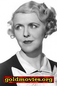 Leota Lorraine come Ball Guest (uncredited)