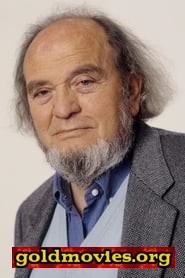 Marco Ferreri come Man in Trinità de' Monti (segment "Gli italiani si voltano")