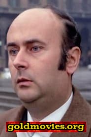 Bruno Bertocci come Megaditta Employee (uncredited)
