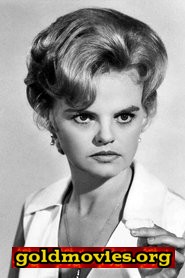 Madeleine Sherwood come Miss Lucy