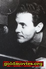 Hugo Fregonese come Native (uncredited)