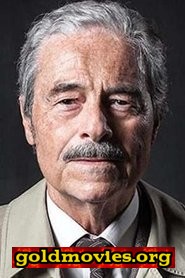 Massimo Dapporto come Tenente Fili