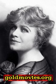 Daisy Belmore come Martha, Sybil's Maid (uncredited)