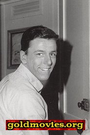 Jimmy Hawkins come Boy in Park (uncredited)