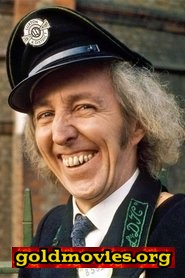 Bob Grant come Card Player (uncredited)