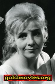 Eliška Nosálová come Stana Blazejová