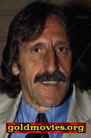 Massimo Buscemi come ladro di carrelli