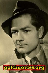 Peter Martin Urtel come German Soldier (uncredited)