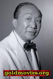 Sammee Tong come Restaurant Proprietor (uncredited)