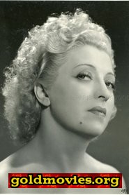 Andrée Guize come (uncredited)