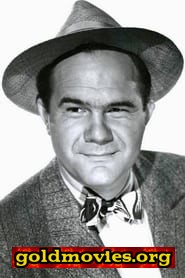 Dick Wessel come Mess Sergeant (uncredited)