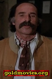 Claudio Ciocca come Giornalaio