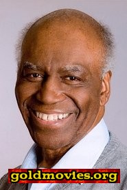 Robert Kya-Hill come Cal Asby