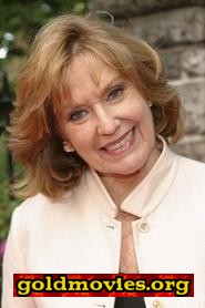 Elizabeth Hubbard come Dr. Margaret 'Peggy' Thayer