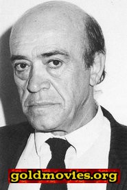 Raffaele Di Mario come Capo dell'Ufficio Riciclaggio Denaro Sporco, Duca Bumbam