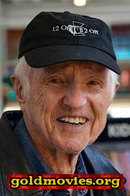 Haskell Wexler come Cameraman on Scaffold (uncredited)
