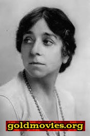 Muriel Aked come Mrs. Munce