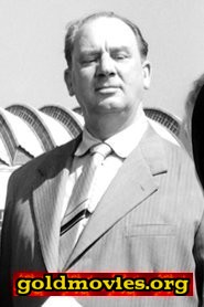 Ettore Geri come Megaditta Executive