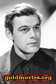 Edgar Edwards come Engineer Officer (uncredited)