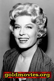 Jean Willes come Lt. Carol Johnson