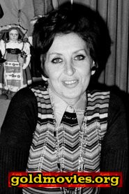 Antonella Steni come vedova Martuccelli