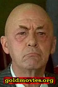 Nicola Morelli come Dr. Calabar