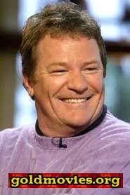 Jim Davidson come Joshua Plate