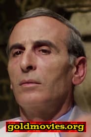 Giuseppe Marrocco come New Year Party Guest (uncredited)