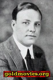 Edward Peil Sr. come Townsman (uncredited)