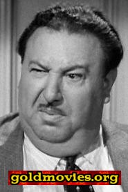 Jack 'Tiny' Lipson come Junior (uncredited)