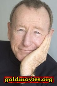 Tony Barry come Red