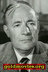 Charles Lloyd Pack come Captain R. G. Bates (Board of Inquiry)