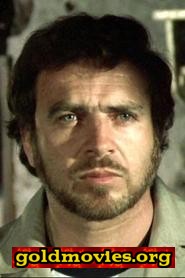 Sergio Testori come lo scagnozzo del boss