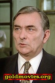 Philippe Dumat come Prison director