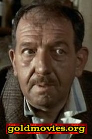 Jameson Clark come Detective Superintendent Ogilvie