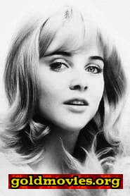 Sue Lyon come Charlotte Goodall