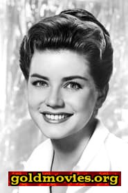 Dolores Hart come Merritt Andrews